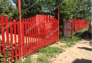 Забор евроштакетник горокой в Костанае цвет рубин